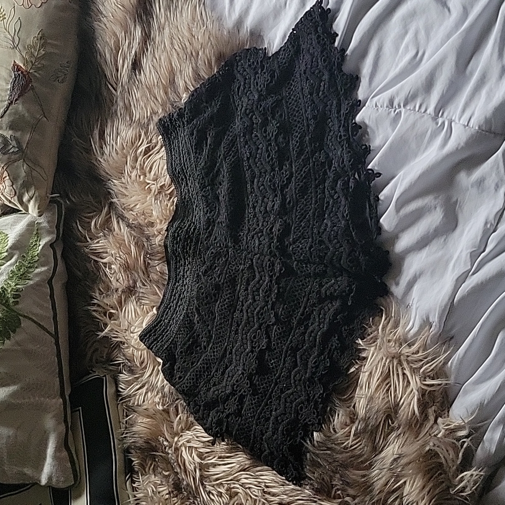 Lacey booty shorts